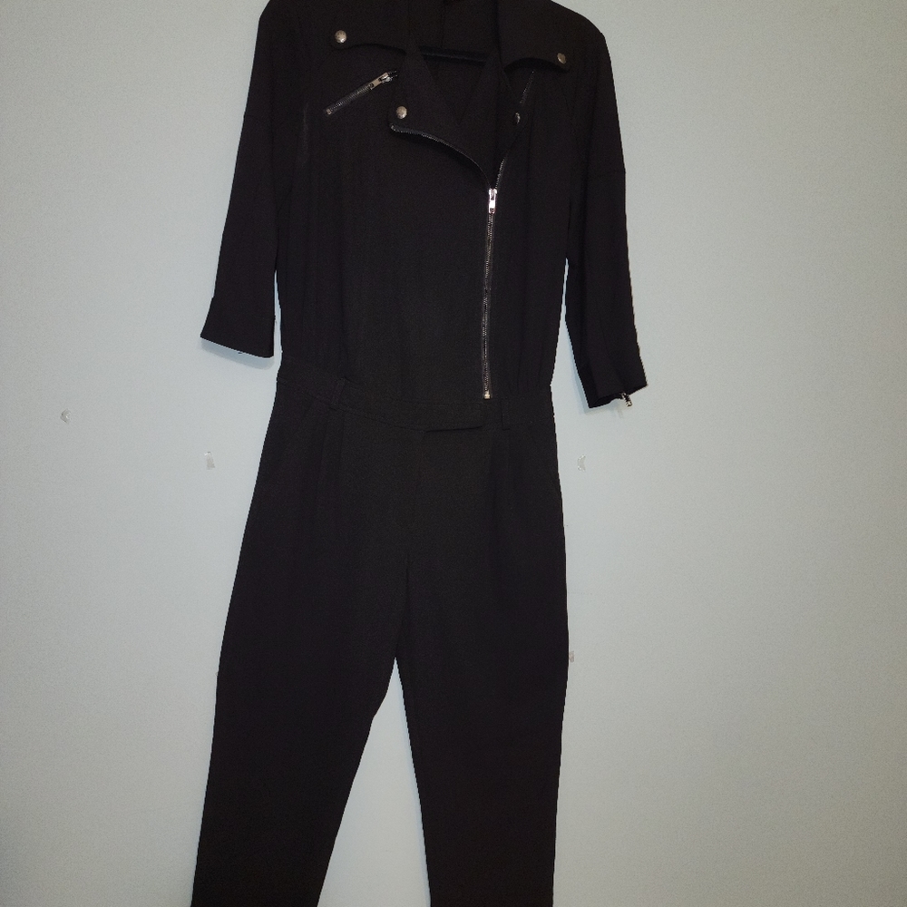 GUESS Riley Jumpsuit 3/4 Sleeve Moto Ninja Jumpsuit Jet Black Womens Size 4